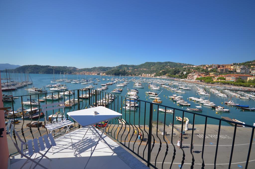 Al Molo Sea View Rooms Lerici Exterior foto